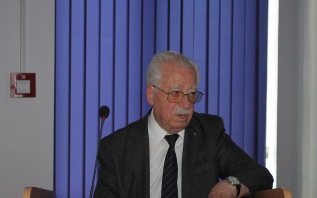 Generalul Vlad (foto) spune că Vasile Milea s-a împuşcat după ce a fost beştelit de Ceauşescu