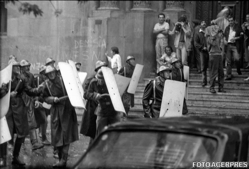 image-2011-06-13-8798529-41-mineriada-13-15-iunie-bucuresti-15