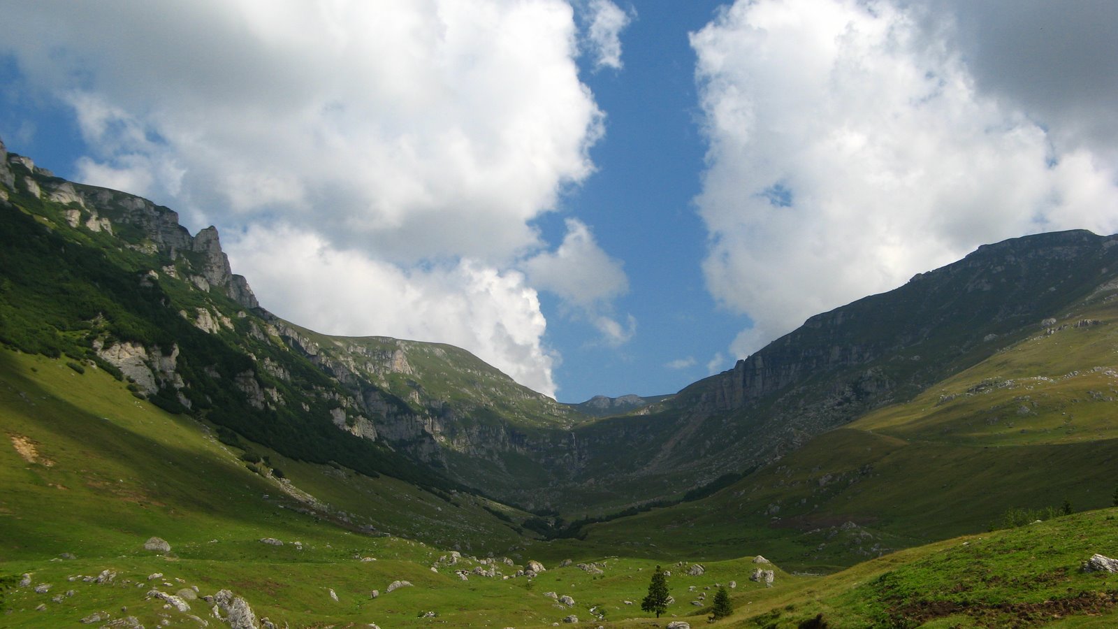 bucegi guraderai
