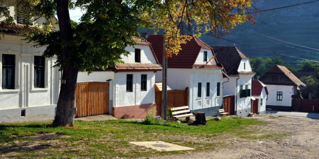 case-traditionale-din-rimetea